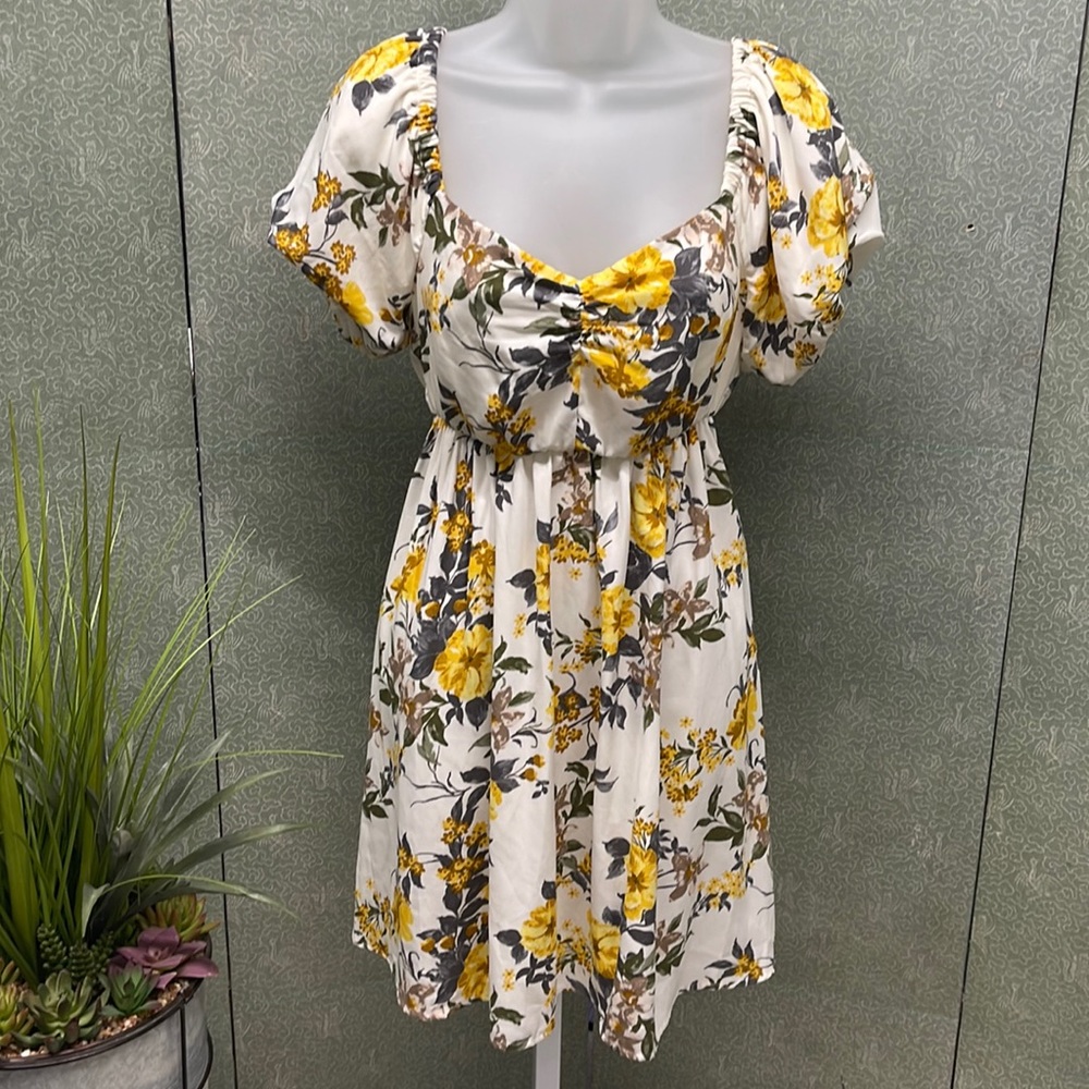 Bailey Blue floral Dress 💛